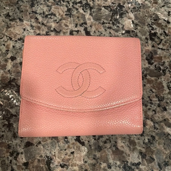 Chanel Pale Pink Caviar Leather CC logo wallet